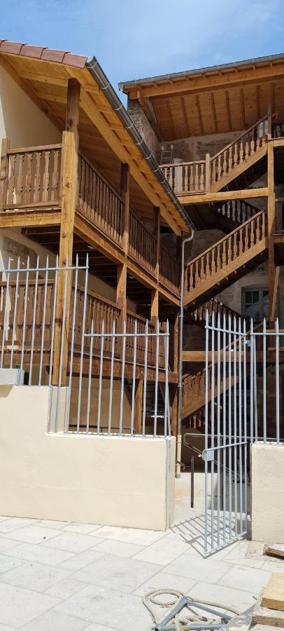 Les Coursives Appartements Mâcon Екстериор снимка